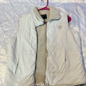 American Eagle Cut Sleeve Vest Size L